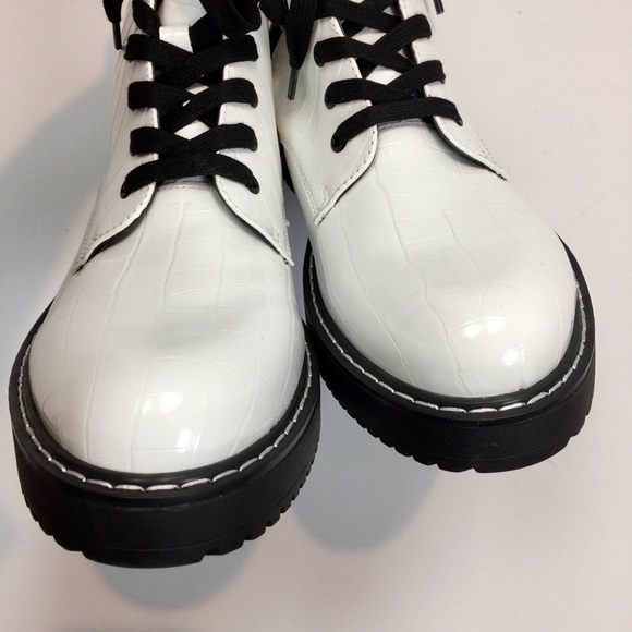 MADDEN GIRL Kurrt Combat Boots Crocodile White - Picture 7 of 9